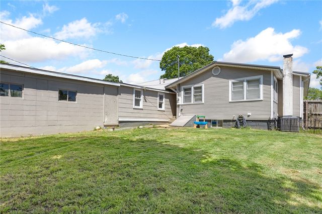 1004 N Spruce Street, Harrison, AR 72601