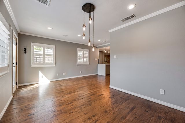 9911 Hurley Way, Dallas, TX 75220