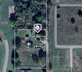 McIntosh Drive, Eufaula, OK 74432