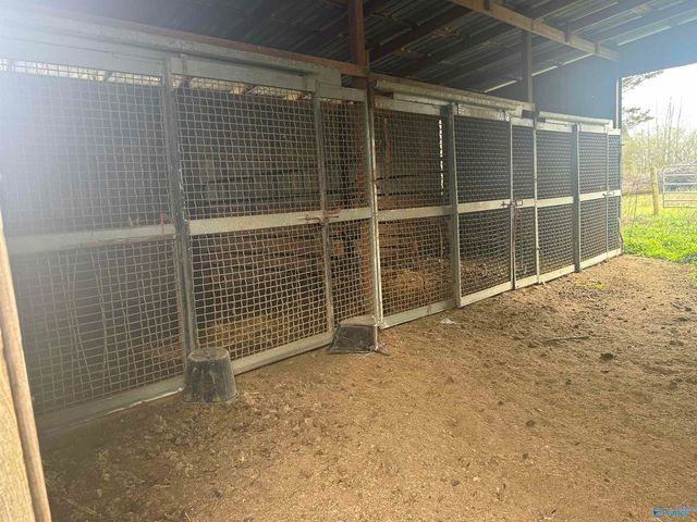 293 Mark Whitt Road, Boaz, AL 35956