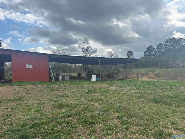 293 Mark Whitt Road, Boaz, AL 35956