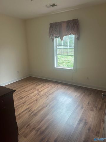 293 Mark Whitt Road, Boaz, AL 35956