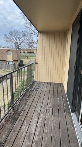 420 Walton Ln Apt J48, Madison, TN 37115