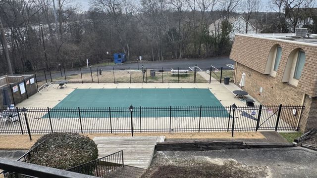 420 Walton Ln Apt J48, Madison, TN 37115