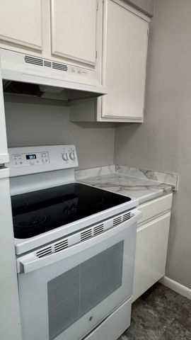 420 Walton Ln Apt J48, Madison, TN 37115