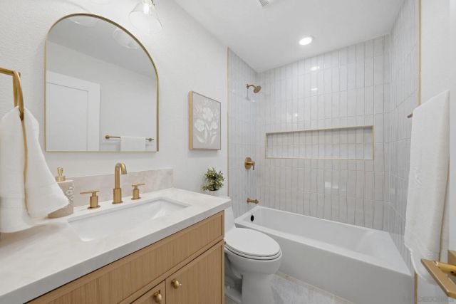 3691 Ashford St, San Diego, CA 92111