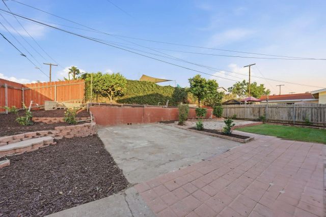 3691 Ashford St, San Diego, CA 92111
