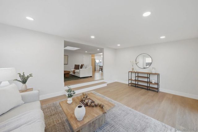 3691 Ashford St, San Diego, CA 92111