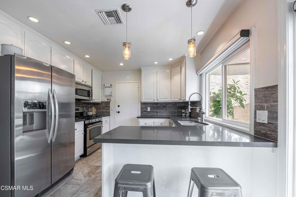 Image 22 of property listing at 4049 Liberty Canyon Road 83, Agoura Hills, CA 91301