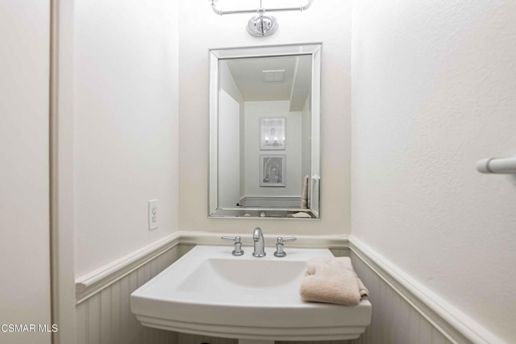 Image 33 of property listing at 4049 Liberty Canyon Road 83, Agoura Hills, CA 91301