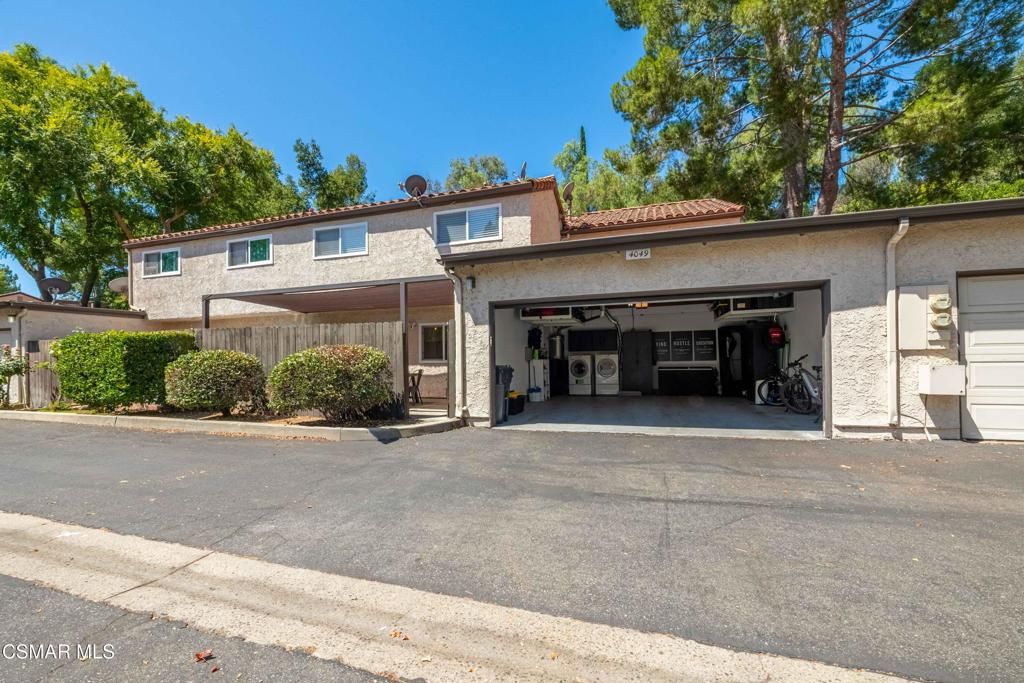 Image 49 of property listing at 4049 Liberty Canyon Road 83, Agoura Hills, CA 91301