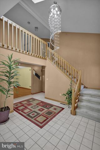 16 SCOTLAND DR, Reading, PA 19606