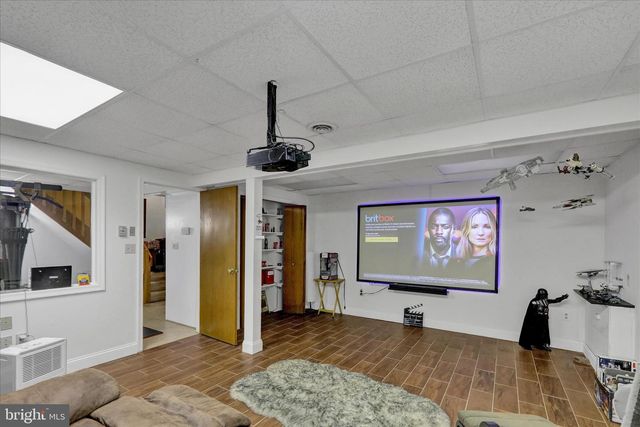 16 SCOTLAND DR, Reading, PA 19606