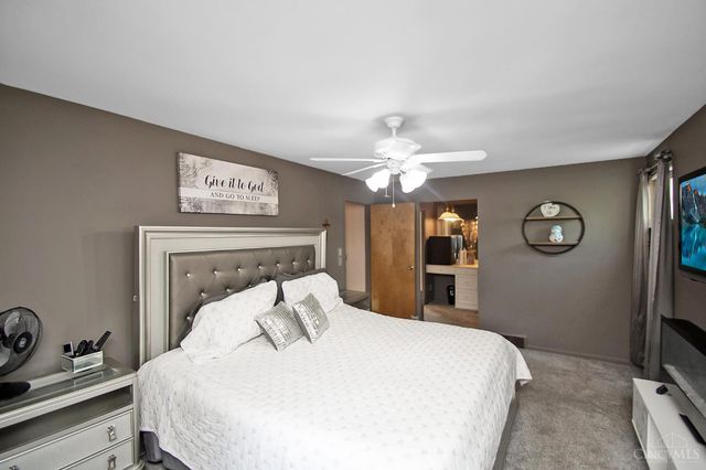 9011 Foxhunter Lane, Symmes Twp, OH 45242