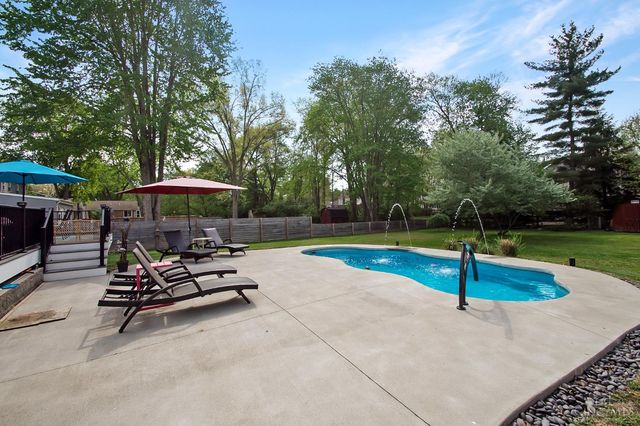 9011 Foxhunter Lane, Symmes Twp, OH 45242