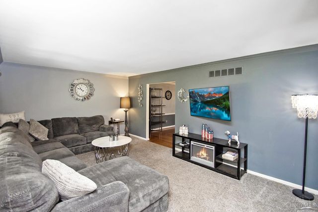 9011 Foxhunter Lane, Symmes Twp, OH 45242