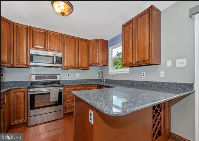 381 W THORNHILL, Frederick, MD 21703