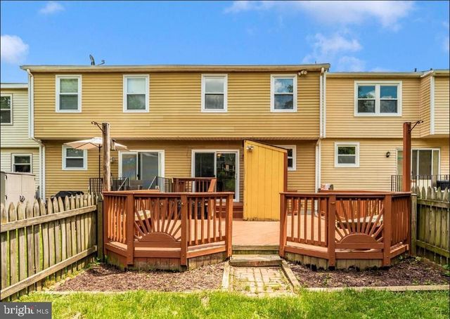 381 W THORNHILL, Frederick, MD 21703