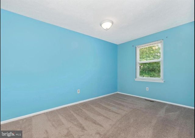 381 W THORNHILL, Frederick, MD 21703