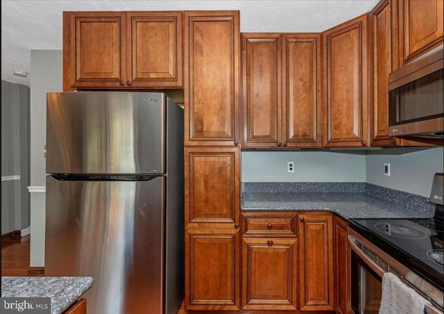 381 W THORNHILL, Frederick, MD 21703