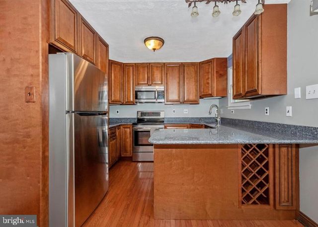 381 W THORNHILL, Frederick, MD 21703