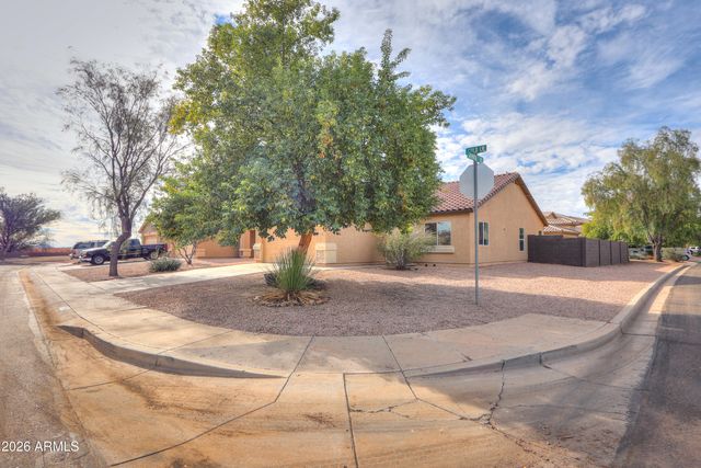 27976 N GOLD Lane, San Tan Valley, AZ 85143