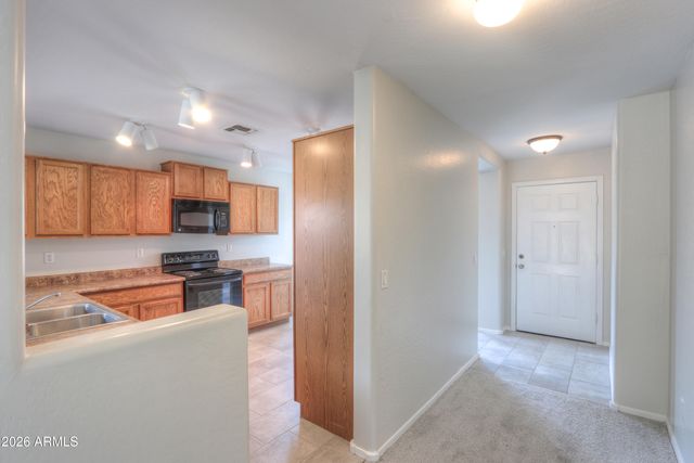 27976 N GOLD Lane, San Tan Valley, AZ 85143