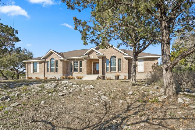1544 County Road 2801, Mico, TX 78056