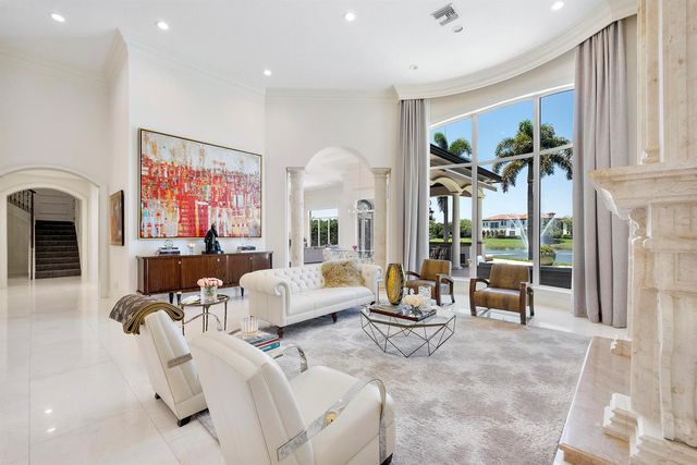 366 Sweet Bay Avenue, Plantation, FL 33324