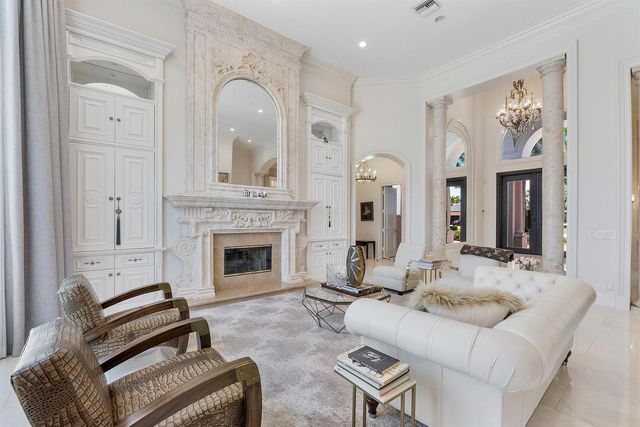 366 Sweet Bay Avenue, Plantation, FL 33324