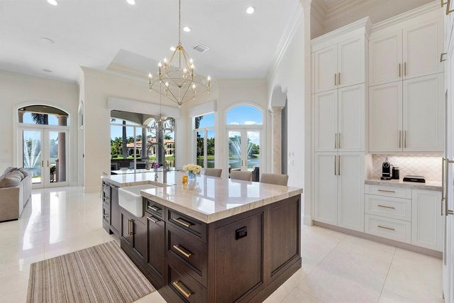 366 Sweet Bay Avenue, Plantation, FL 33324