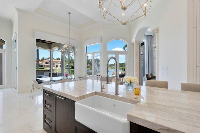 366 Sweet Bay Avenue, Plantation, FL 33324
