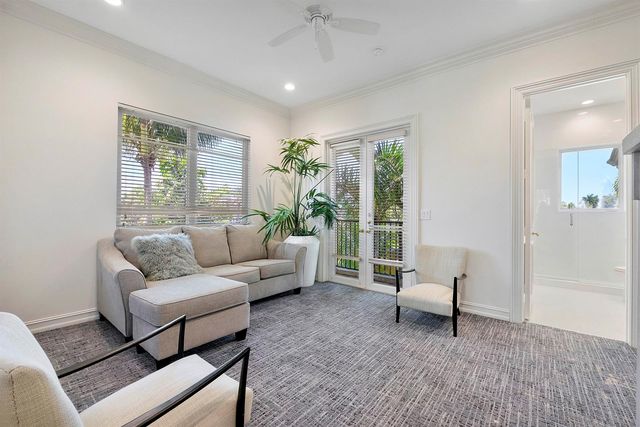 366 Sweet Bay Avenue, Plantation, FL 33324