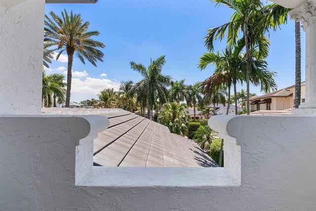 366 Sweet Bay Avenue, Plantation, FL 33324