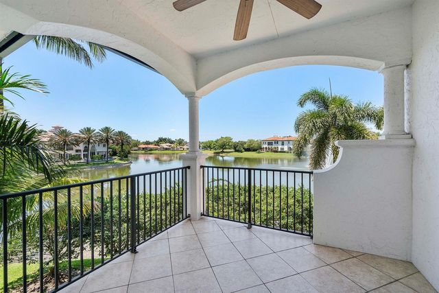 366 Sweet Bay Avenue, Plantation, FL 33324