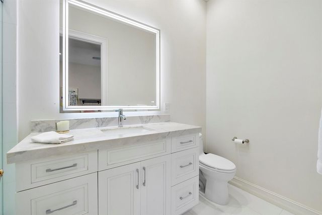 366 Sweet Bay Avenue, Plantation, FL 33324