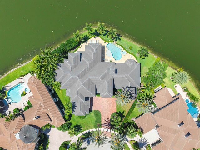 366 Sweet Bay Avenue, Plantation, FL 33324