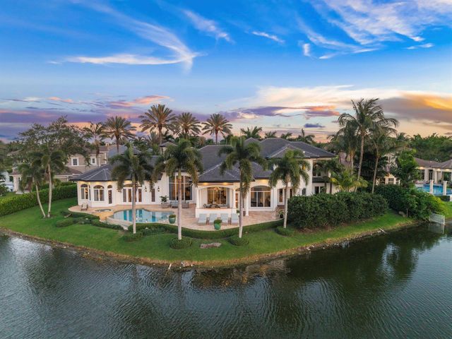 366 Sweet Bay Avenue, Plantation, FL 33324