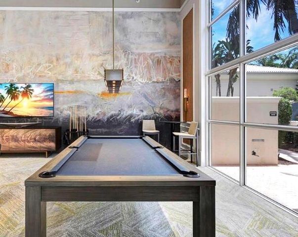 366 Sweet Bay Avenue, Plantation, FL 33324