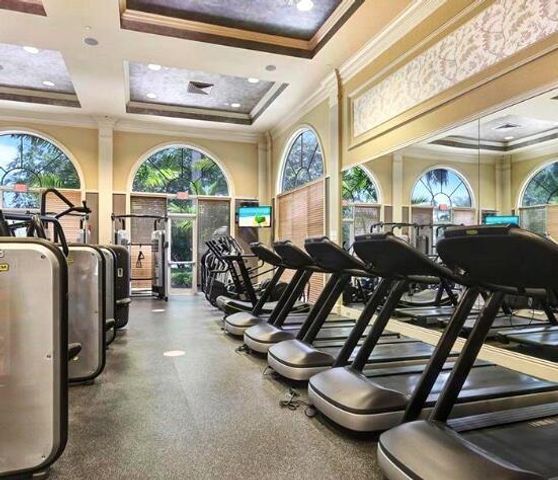 366 Sweet Bay Avenue, Plantation, FL 33324