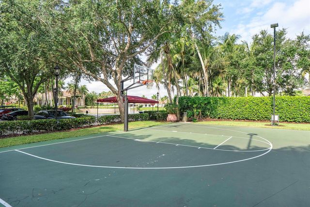 366 Sweet Bay Avenue, Plantation, FL 33324
