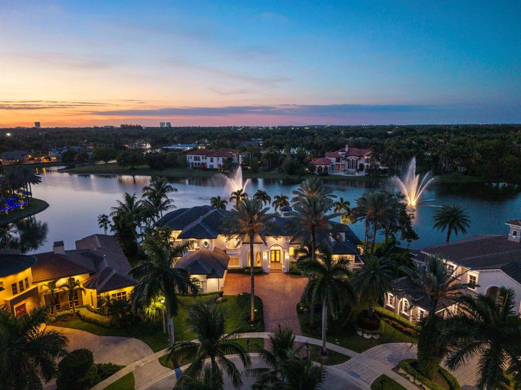 366 Sweet Bay Avenue, Plantation, FL 33324