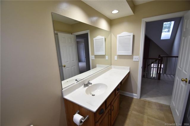 41 Sagewood Lane 41, Windsor, CT 06095