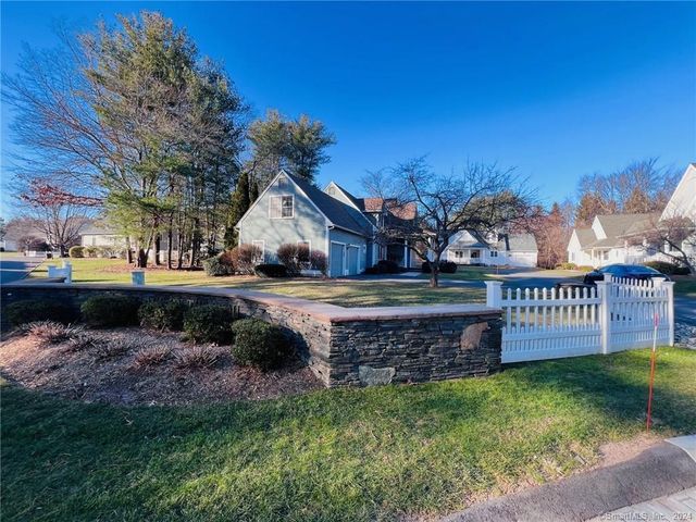 41 Sagewood Lane 41, Windsor, CT 06095