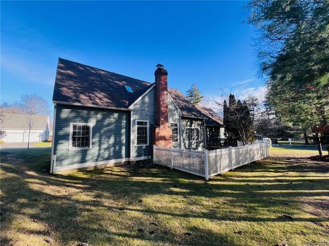 41 Sagewood Lane 41, Windsor, CT 06095