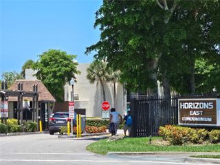 8065 SW 107th Avenue 5-107, Miami, FL 33173