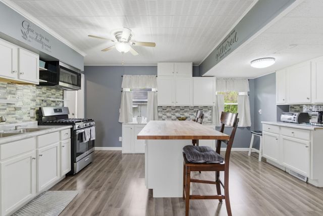 131 N 18th Street, Chesterton, IN 46304