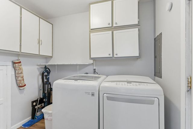 131 N 18th Street, Chesterton, IN 46304