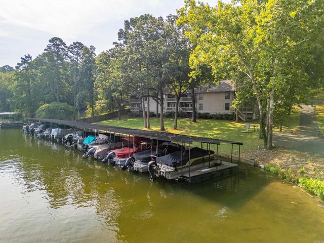 1134 Twin Points Road, Hot Springs, AR 71913