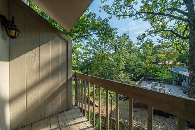 1134 Twin Points Road, Hot Springs, AR 71913